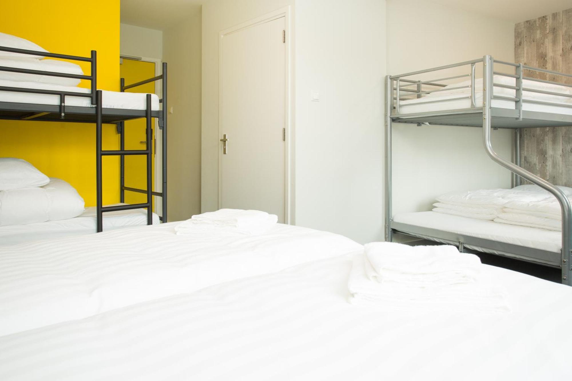 Hotel Beach Hotel Katwijk 2*
